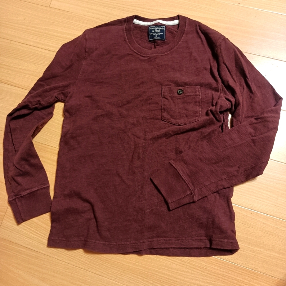 A&F long sleeves pocket Tee